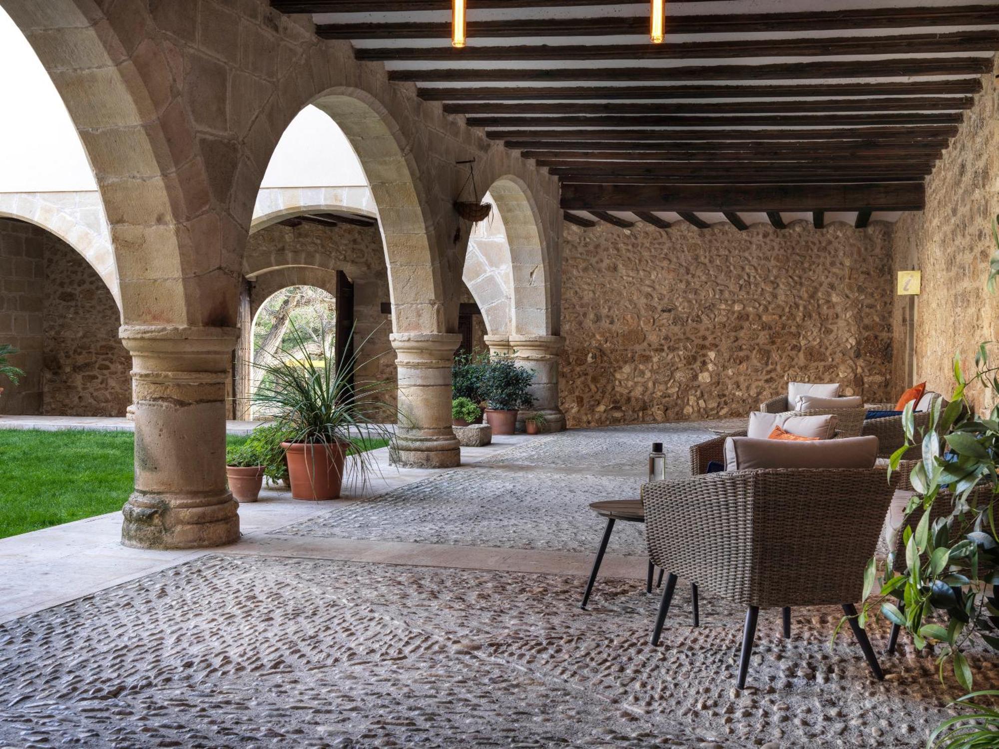 Hotel Hospedería Virgen De La Fuente Peñarroya de Tastavins Exterior foto